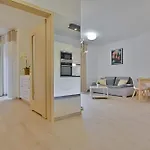 Osiedle Cesarskie - Parking - Bryza Aparthotel