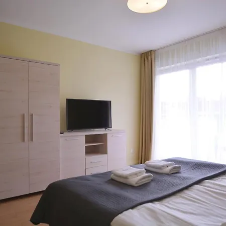 Hotel apartamentowy Cesarskie - Bryza *