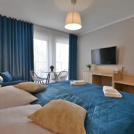 Osiedle Cesarskie - Parking - Bryza 3*