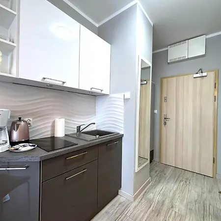 Osiedle Cesarskie - Parking - Bryza Aparthotel
