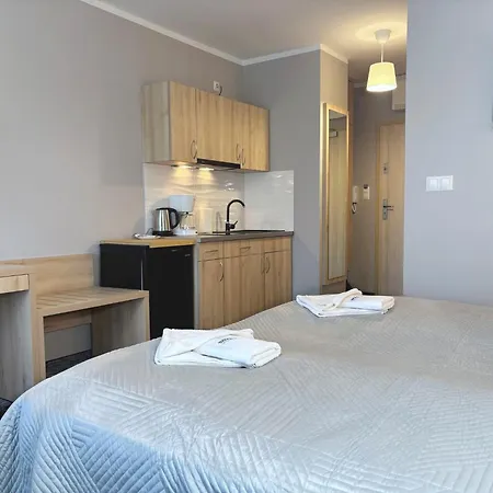 Hotel apartamentowy Cesarskie - Bryza *