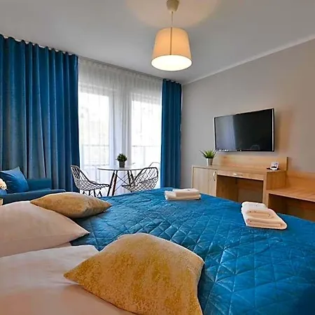 Osiedle Cesarskie - Parking - Bryza Aparthotel