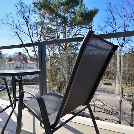 Aparthotel Osiedle Cesarskie - Parking - Bryza Świnoujście