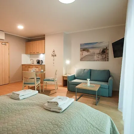 Aparthotel Osiedle Cesarskie - Parking - Bryza Świnoujście