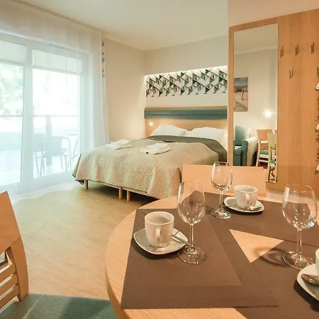 Apart-hotel Osiedle Cesarskie - Parking - Bryza Świnoujście