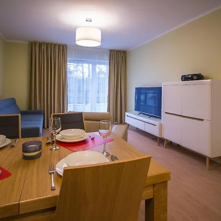 Aparthotel Osiedle Cesarskie - Parking - Bryza Świnoujście