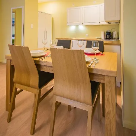 Apart-hotel Osiedle Cesarskie - Parking - Bryza Świnoujście